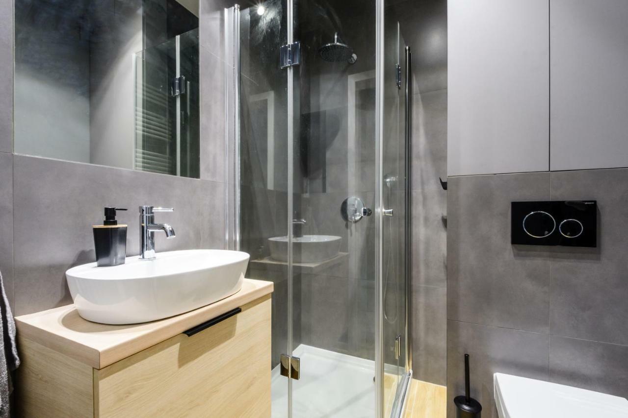 Studio Centrum Pawia Deluxe Warszawa Zewnętrze zdjęcie